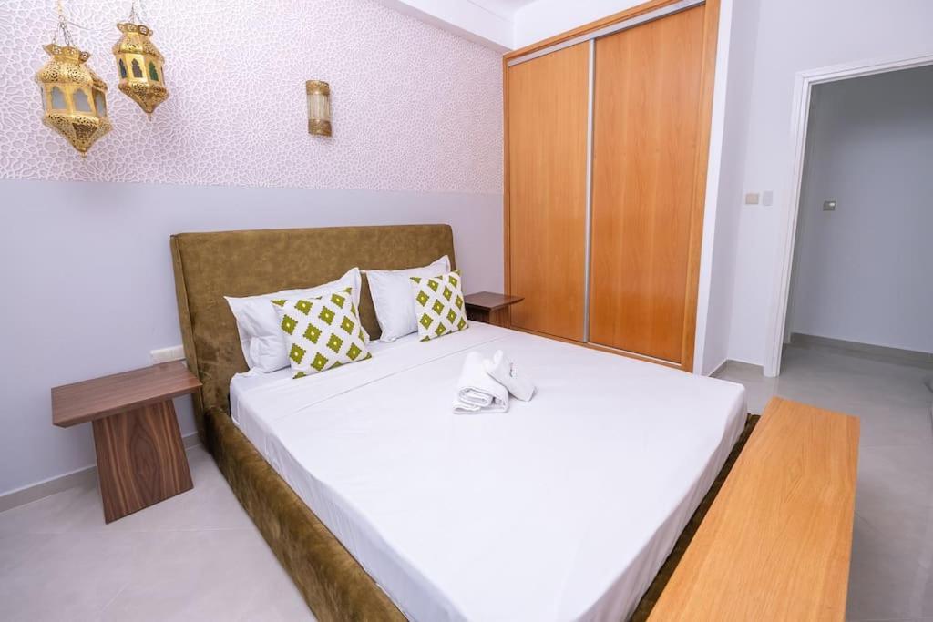 Tradition Meets Modern: 2Br Flat In Rabat Hassan Exterior foto