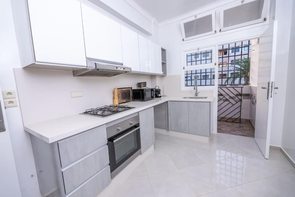 Tradition Meets Modern: 2Br Flat In Rabat Hassan Exterior foto